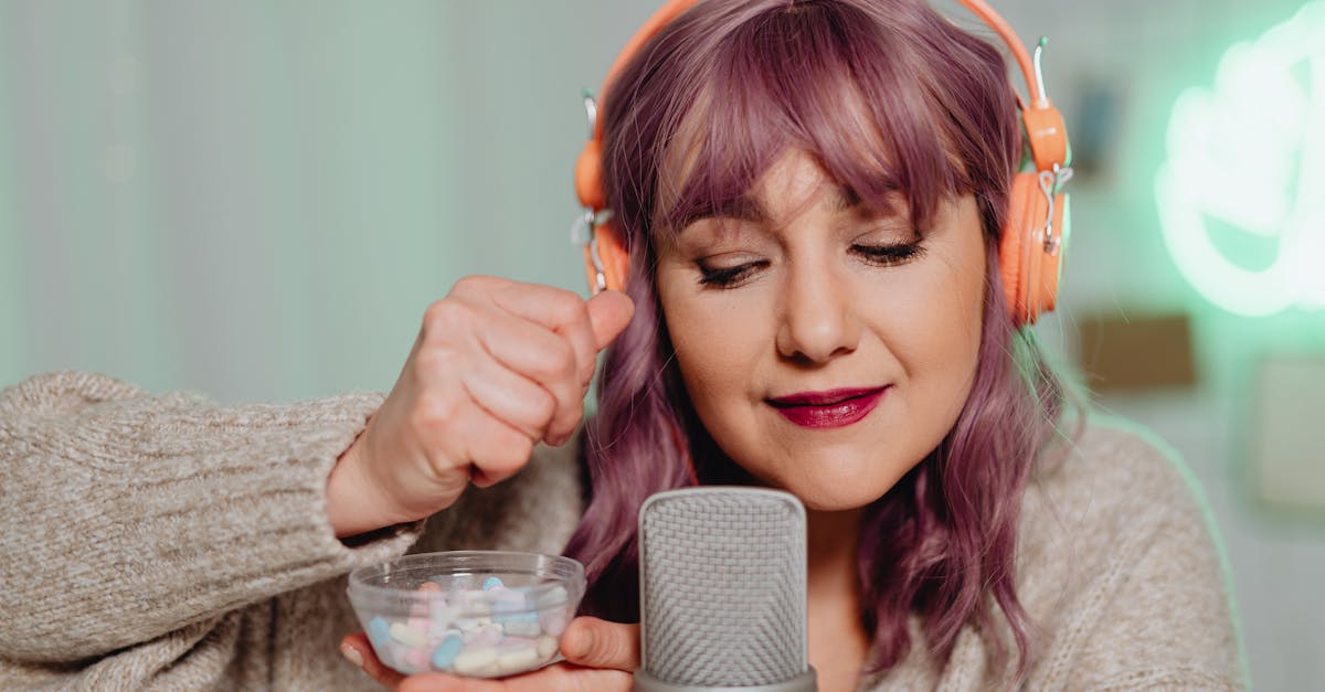 découvrez la création de voix synthétiques : technologies avancées pour générer des voix naturelles et personnalisées, idéales pour applications vocales, assistants virtuels et plus encore.