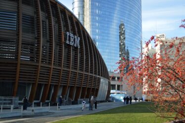 découvrez ibm watson, la plateforme d'intelligence artificielle avancée qui transforme les données en insights précieux pour optimiser la prise de décision et stimuler l'innovation.