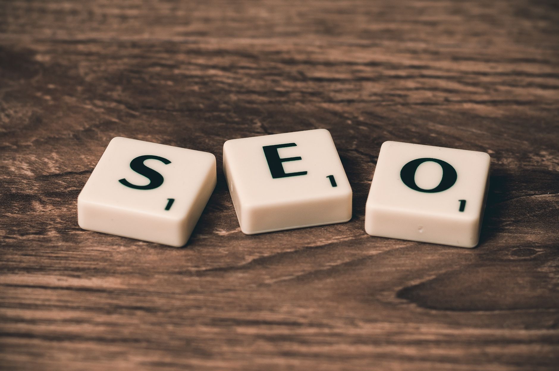 Tableau de bord de recherche et analytics pour illustrer Goodie AI