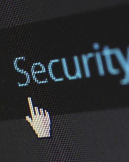 Illustration de sécurité informatique pour le brief IA