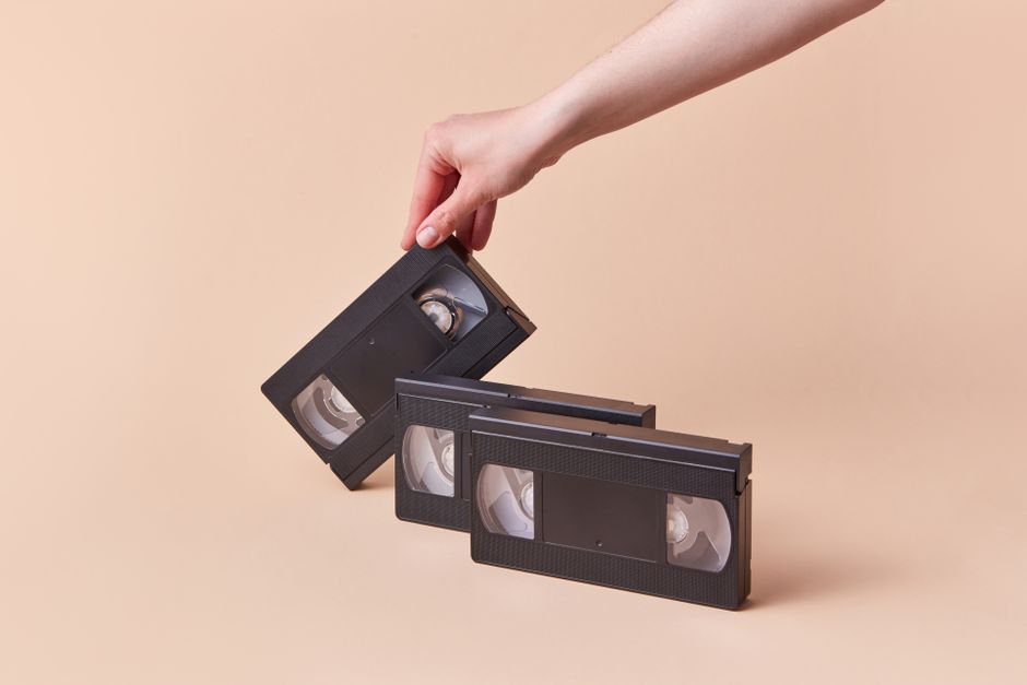 Montage vidéo sur ordinateur pour illustrer Veo 3.1 et la création vidéo par IA